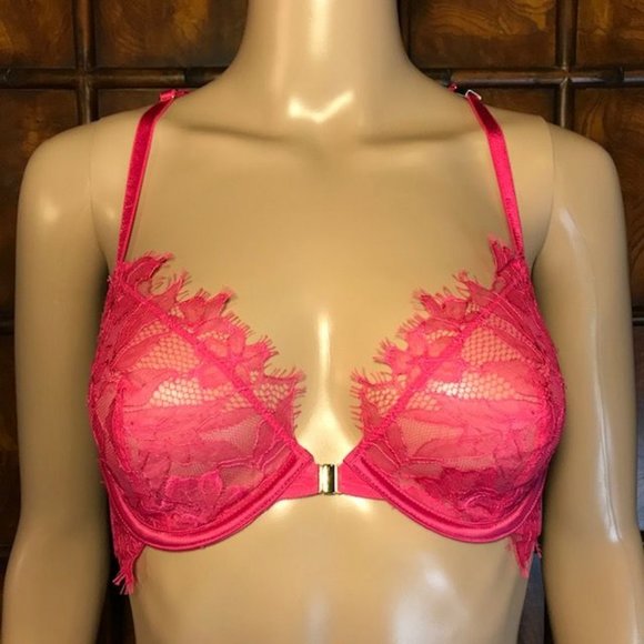 Victoria's Secret 'Very Sexy' Lace Tback Demi Bra - Picture 1 of 13